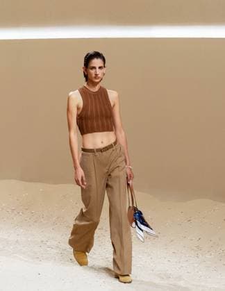 Paris fashion week Womenwear sprint summer 2025 2026 HERMES 4rd October 2025 sylvie lefort photography MAXPPP 04 10 2025 @sylvie Lefort Photography MAXPPP 4 10 25 Models present creations from the SPRINT SUMMER 2025 2026 Womenswear collection by HERMES during the Paris Fashion Week, in Paris, France 4rd October 2025 The presentation of the Womens collections from september 29th to october 7th 25  Copyright: xMAXPPPxsylviexlefortxphotographyx LFR202510043702 LFR202510043702