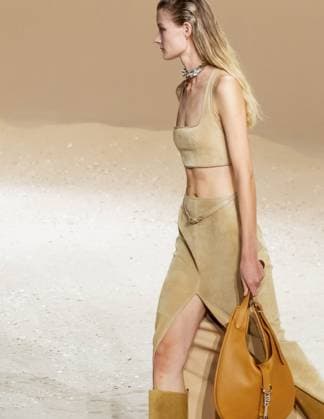 Paris fashion week Womenwear sprint summer 2025 2026 HERMES 4rd October 2025 sylvie lefort photography MAXPPP 04 10 2025 @sylvie Lefort Photography MAXPPP 4 10 25 Models present creations from the SPRINT SUMMER 2025 2026 Womenswear collection by HERMES during the Paris Fashion Week, in Paris, France 4rd October 2025 The presentation of the Womens collections from september 29th to october 7th 25  Copyright: xMAXPPPxsylviexlefortxphotographyx LFR202510043719 LFR202510043719