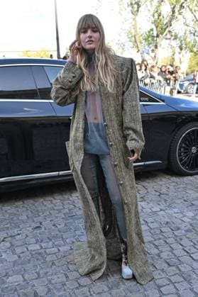 PFW Vivienne Westwood Outside Arrivals Victoria De Angelis arriving at Vivienne Westwood show during Paris Fashion Week in Paris, France on October 4, 2025. Photo by Julien Reynaud APS-Medias ABACAPRESS.COM Paris France  Copyright: xReynaudxJulien APS-Medias ABACAx
