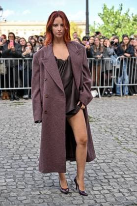 PFW Vivienne Westwood Outside Arrivals Marie Gaguech arriving at Vivienne Westwood show during Paris Fashion Week in Paris, France on October 4, 2025. Photo by Julien Reynaud APS-Medias ABACAPRESS.COM Paris France  Copyright: xReynaudxJulien APS-Medias ABACAx