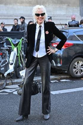 PFW Ann Demeulemeester Outside Arrivals Ellen von Unwerth arriving at Ann Demeulemeester show during Paris Fashion Week in Paris, France on October 4, 2025. Photo by Julien Reynaud APS-Medias ABACAPRESS.COM Paris France  Copyright: xReynaudxJulien APS-Medias ABACAx