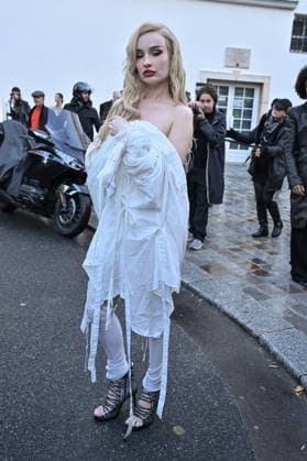 PFW Ann Demeulemeester Outside Arrivals Kim Petras arriving at Ann Demeulemeester show during Paris Fashion Week in Paris, France on October 4, 2025. Photo by Julien Reynaud APS-Medias ABACAPRESS.COM Paris France  Copyright: xReynaudxJulien APS-Medias ABACAx