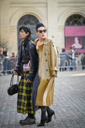 Paris Fashion Week spring summer 206 Vivienne Westwood Hen Yanni show 449310 2025 10 04 Paris France  Copyright: xBarbaraxNeymanx xStarfacex STAR_449310_020