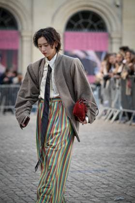 Paris Fashion Week spring summer 206 Vivienne Westwood show Tuan Suan 449310 2025 10 04 Paris France  Copyright: xBarbaraxNeymanx xStarfacex STAR_449310_022