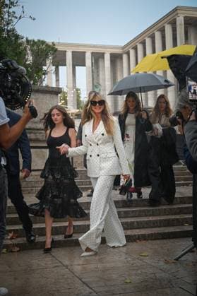 Paris Fashion Week spring summer 206 Elie Saab show Leni Klum and Heidi Klum 449310 2025 10 04 Ethiopia  Copyright: xBarbaraxNeymanx xStarfacex STAR_449310_081