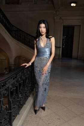 Becca Bloom au défilé Georges Hobeika Collection Prêt à Porter Printemps Été 2026 lors de la Fashion Week de Paris PFW , le 4 Octobre 2025 Jeremy MELLOUL Bestimage Celebrities at Georges Hobeika Fashion Show Ready to Wear Collection Spring Summer 2026 during Paris Fashion Week on 4th, October, 2025  Copyright: xJeremyxMelloulx xBestimagexJeremyxMelloulx xBestimagex