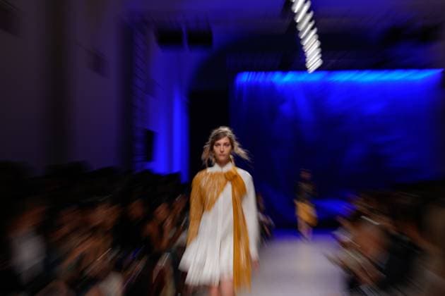 LISBOA FASHION WEEK A model walks the runway during Alves Goncalves fashion show at Lisboa Fashion Week, ModaLisboa Base, in Lisbon, Portugal. 03.10.2025 Lisboa Patio da Gale Lisboa Portugal Copyright: xBrunoxdexCarvalhox