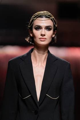 LISBOA FASHION WEEK A model walks the runway during Carlos Gil fashion show at Lisboa Fashion Week, ModaLisboa Base, in Lisbon, Portugal. 04.10.2025 Lisboa Patio da Gale Lisboa Portugal Copyright: xBrunoxdexCarvalhox