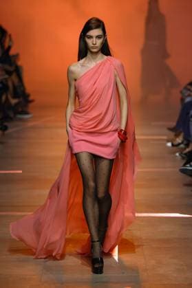 (251005) -- PARIS , Oct. 5, 2025 -- A model presents creations from the ready-to-wear Spring Summer 2026 collections by Elie Saab during the Paris Fashion Week, in Paris, France, on Oct. 4, 2025. ( Handout via Xinhua) FRANCE-PARIS-FASHION WEEK-ELIE SAAB MeetEurope 
