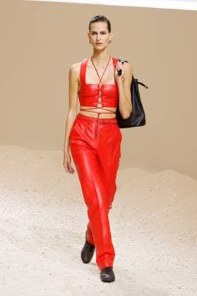 (251005) -- PARIS , Oct. 5, 2025 -- A model presents creations from the ready-to-wear Spring Summer 2026 collections by Hermes during the Paris Fashion Week, in Paris, France, on Oct. 4, 2025. ( Handout via Xinhua) FRANCE-PARIS-FASHION WEEK-HERMES MeetEurope 