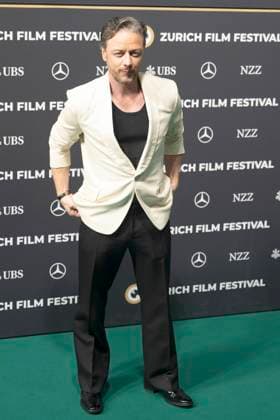 James McAvoy at the premiere of the feature film California Schemin at the 21 Zurich Film Festival 2025 at Zurich Opera House, 04 10 2025 Foto:xA.xRaemyx xFuturexImagex schemin_5013