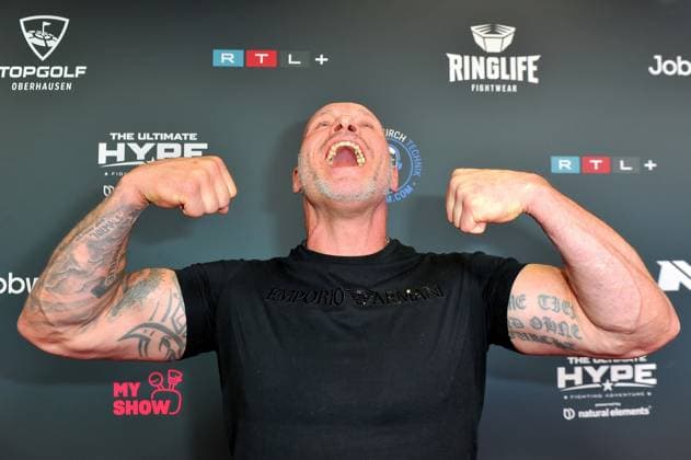 The Ultimate Hype Thorsten Legat on the occasion of the martial arts event The Ultimate Hype on 04 10 2025 in the Rudolf Weber Arena Oberhausen 20251004MWI088614