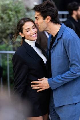Kaka et sa femme Carol Dias quittent le défilé Hermès Collection Femme Prêt à Porter Printemps Eté 2026 lors de la Fashion Week de Paris PFW le 4 octobre 2025 Julien Sarkissian Bestimage Kaka and his wife Carol Dias leave the Hermès Womens Ready to Wear Spring Summer 2026 collection show during Paris Fashion Week PFW on October 4, 2025 Paris France  Copyright: xJulienxSarkissianx xBestimagexJulienxSarkissianx xBestimagex