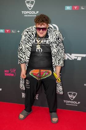The Ultimate HYPE in Oberhausen Ehrenmannrius, buÌˆrgerlich Marius MuÌˆller at the boxing event The Ultimate HYPE in the Rudolf Weber Arena Oberhausen on October 4, 2025 Oberhausen Rudolf Weber Arena Nordrhein Westfalen