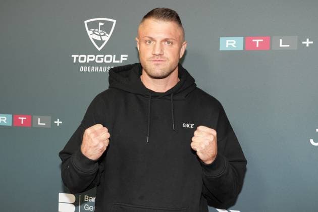 The Ultimate HYPE in Oberhausen Michael Smolik at the boxing event The Ultimate HYPE in the Rudolf Weber Arena Oberhausen on October 4, 2025 Oberhausen Rudolf Weber Arena North Rhine-Westphalia