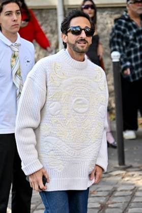 PFW Lacoste Outside Arrivals Adrien Brody arriving at Lacoste show during Paris Fashion Week in Paris, France on October 5, 2025. Photo by Julien Reynaud APS-Medias ABACAPRESS.COM Paris France  Copyright: xReynaudxJulien APS-Medias ABACAx
