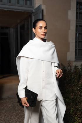 Meghan Markle, Duchess of Sussex, will appear at Balenciaga during Paris Fashion Week PFW , at the Laennec center, in Paris, France, on October 4, 2025 Tiziano Da Silva Bestimage Meghan Markle, Duchess of Sussex, will appear at Balenciaga during Paris Fashion Week PFW , at the Laennec center, in Paris, France, on October 4, 2025 Paris France Copyright: xTizianoxDaxSilvax-xPierrexPerusseaux xBestimagexTizianoxDaxSilvax-xPierrexPerusseaux xBestimagex