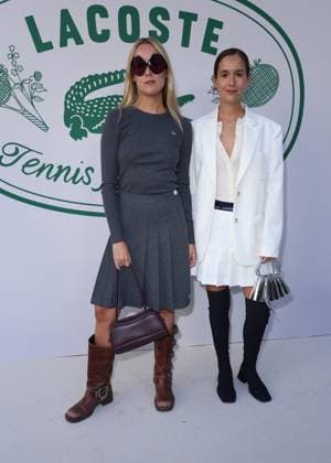 Lucia Cuesta et Helena Cuesta au photocall du défilé Lacoste Collection Femme Prêt à Porter Printemps Eté 2026 lors de la Fashion Week de Paris PFW , au Lycée Carnot, à Paris, France, le 5 octobre 2025 Sam Delpech Bestimage Photocall Lacoste Womenswear Spring Summer 2026 show as part of Paris Fashion Week on October 05, 2025 in Paris, France Paris France  Copyright: xDenisxGuignebourgx xBestimagexDenisxGuignebourgx xBestimagex