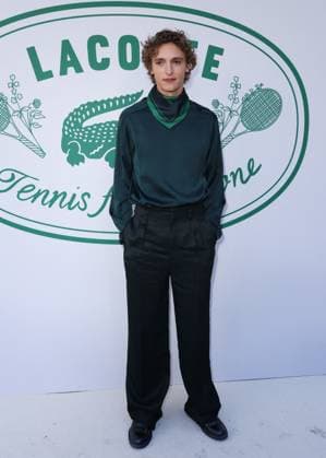 Vassili Schneider au photocall du défilé Lacoste Collection Femme Prêt à Porter Printemps Eté 2026 lors de la Fashion Week de Paris PFW , au Lycée Carnot, à Paris, France, le 5 octobre 2025 Sam Delpechage Bestimage Photocall Lacoste Womenswear Spring Summer 2026 show as part of Paris Fashion Week on October 05, 2025 in Paris, France Paris France  Copyright: xDenisxGuignebourgx xBestimagexDenisxGuignebourgx xBestimagex