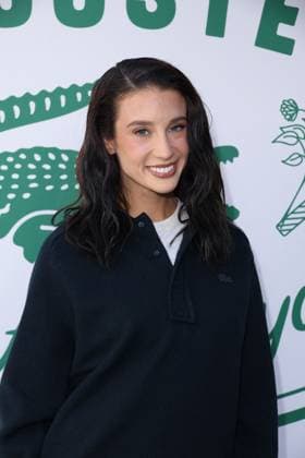 Maria Pedraza au photocall du défilé Lacoste Collection Femme Prêt à Porter Printemps Eté 2026 lors de la Fashion Week de Paris PFW , au Lycée Carnot, à Paris, France, le 5 octobre 2025 Sam Delpech Bestimage Photocall Lacoste Womenswear Spring Summer 2026 show as part of Paris Fashion Week on October 05, 2025 in Paris, France Paris France  Copyright: xDenisxGuignebourgx xBestimagexDenisxGuignebourgx xBestimagex