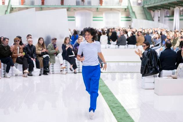 PFW - Lacoste Runway Greek-US fashion designer Pelagia Kolotouros acknowledges the audience following the presentation of her creations by Lacoste for the Women Ready-to-wear Spring-Summer 2026 collection as part of the Paris Fashion Week, in Paris on October 5, 2025. Photo by Eliot Blondet ABACAPRESS.COM Paris France France  Copyright: xBlondetxEliot ABACAx