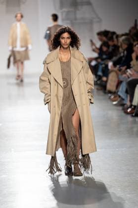 Runway Niccolo Pasqualetti Womenswear - PFW A model mannequin walks the runway during the Niccolò Pasqualetti Womenswear Spring Summer 2026 show as part of Paris Fashion Week on October 5, 2025 in Paris, France. Photo by Alexis Jumeau ABACAPRESS.COM Paris France  Copyright: xJumeauxAlexis ABACAx