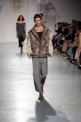Runway Niccolo Pasqualetti Womenswear - PFW A model mannequin walks the runway during the Niccolò Pasqualetti Womenswear Spring Summer 2026 show as part of Paris Fashion Week on October 5, 2025 in Paris, France. Photo by Alexis Jumeau ABACAPRESS.COM Paris France  Copyright: xJumeauxAlexis ABACAx