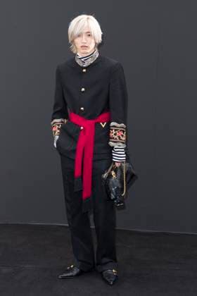Shunsuke Michieda - Photo Call of Valentino Fashion Show, Spring Summer 2026 Collection as part of Paris Fashion Week, France, October 5th 2025 Olivier Borde Bestimage Photo Call of Valentino Fashion Show, Spring Summer 2026 Collection as part of Paris Fashion Week, France, October 5th 2025 Paris France  Copyright: xOLIVIERxBORDEx xBESTIMAGExOLIVIERxBORDEx xBESTIMAGEx