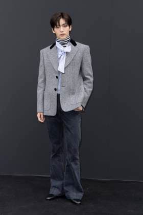 Soobin - Photo Call of Valentino Fashion Show, Spring Summer 2026 Collection as part of Paris Fashion Week, France, October 5th 2025 Olivier Borde Bestimage Photo Call of Valentino Fashion Show, Spring Summer 2026 Collection as part of Paris Fashion Week, France, October 5th 2025 Paris France  Copyright: xOLIVIERxBORDEx xBESTIMAGExOLIVIERxBORDEx xBESTIMAGEx