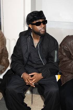 Davido au défilé Ottolinger Collection Prêt à Porter Printemps Été 2026 lors de la Fashion Week de Paris PFW , le 5 Octobre 2025 Jeremy MELLOUL Bestimage Celebrities at Ottolinger Fashion Show Ready to Wear Collection Spring Summer 2026 during Paris Fashion Week on 5th, October, 2025  Copyright: xJeremyxMelloulx xBestimagexJeremyxMelloulx xBestimagex