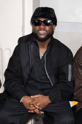 Davido au défilé Ottolinger Collection Prêt à Porter Printemps Été 2026 lors de la Fashion Week de Paris PFW , le 5 Octobre 2025 Jeremy MELLOUL Bestimage Celebrities at Ottolinger Fashion Show Ready to Wear Collection Spring Summer 2026 during Paris Fashion Week on 5th, October, 2025  Copyright: xJeremyxMelloulx xBestimagexJeremyxMelloulx xBestimagex
