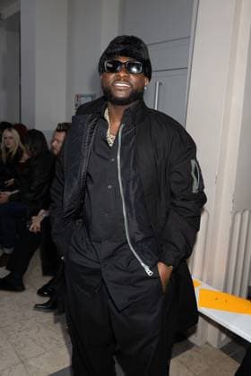 Davido au défilé Ottolinger Collection Prêt à Porter Printemps Été 2026 lors de la Fashion Week de Paris PFW , le 5 Octobre 2025 Jeremy MELLOUL Bestimage Celebrities at Ottolinger Fashion Show Ready to Wear Collection Spring Summer 2026 during Paris Fashion Week on 5th, October, 2025  Copyright: xJeremyxMelloulx xBestimagexJeremyxMelloulx xBestimagex