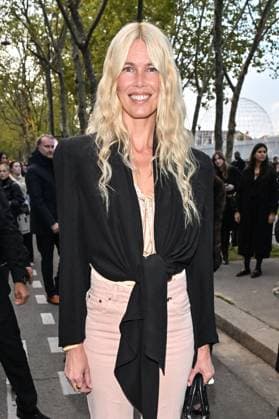 PFW Chloe Outside Arrivals Claudia Schiffer arriving at Chloe show during Paris Fashion Week in Paris, France on October 5, 2025. Photo by Julien Reynaud APS-Medias ABACAPRESS.COM Paris France  Copyright: xReynaudxJulien APS-Medias ABACAx