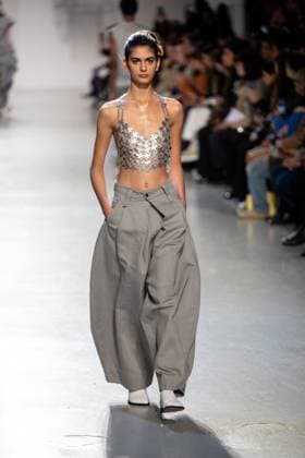 Runway Niccolo Pasqualetti Womenswear - PFW A model mannequin walks the runway during the Niccolò Pasqualetti Womenswear Spring Summer 2026 show as part of Paris Fashion Week on October 5, 2025 in Paris, France. Photo by Alexis Jumeau ABACAPRESS.COM Paris France  Copyright: xJumeauxAlexis ABACAx