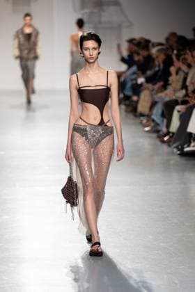 Runway Niccolo Pasqualetti Womenswear - PFW A model mannequin walks the runway during the Niccolò Pasqualetti Womenswear Spring Summer 2026 show as part of Paris Fashion Week on October 5, 2025 in Paris, France. Photo by Alexis Jumeau ABACAPRESS.COM Paris France  Copyright: xJumeauxAlexis ABACAx