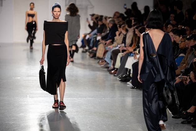 Runway Niccolo Pasqualetti Womenswear - PFW A model mannequin walks the runway during the Niccolò Pasqualetti Womenswear Spring Summer 2026 show as part of Paris Fashion Week on October 5, 2025 in Paris, France. Photo by Alexis Jumeau ABACAPRESS.COM Paris France  Copyright: xJumeauxAlexis ABACAx