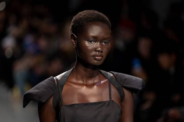 Runway Niccolo Pasqualetti Womenswear - PFW A model mannequin walks the runway during the Niccolò Pasqualetti Womenswear Spring Summer 2026 show as part of Paris Fashion Week on October 5, 2025 in Paris, France. Photo by Alexis Jumeau ABACAPRESS.COM Paris France  Copyright: xJumeauxAlexis ABACAx