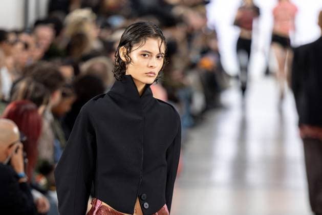 Runway Ottolinger Womenswear - PFW A model mannequin walks the runway during the Ottolinger Womenswear Spring Summer 2026 show as part of Paris Fashion Week on October 05, 2025 in Paris, France. Photo by Alexis Jumeau ABACAPRESS.COM Paris France  Copyright: xJumeauxAlexis ABACAx