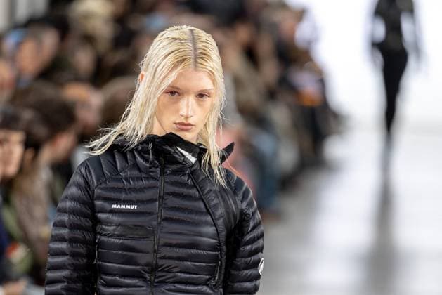 Runway Ottolinger Womenswear - PFW A model mannequin walks the runway during the Ottolinger Womenswear Spring Summer 2026 show as part of Paris Fashion Week on October 05, 2025 in Paris, France. Photo by Alexis Jumeau ABACAPRESS.COM Paris France  Copyright: xJumeauxAlexis ABACAx