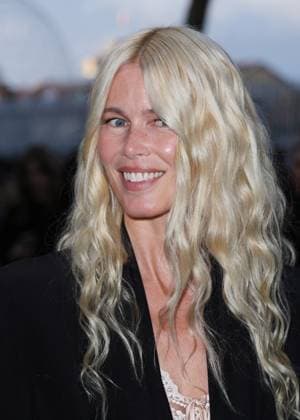 Claudia Schiffer arrives at the Chloe Collection Femme Prêt à Porter Printemps Eté 2026 fashion show as part of Paris Fashion Week PFW in Paris, France, on October 5, 2025 Denis Guignebourg Bestimage Arrivals at the Chloe fashion show as part of Spring Summer 2026 Paris Fashion Week in Paris, France, on October 5, 2025 Paris France  Copyright: xDenisxGuignebourgx xBestimagexDenisxGuignebourgx xBestimagex
