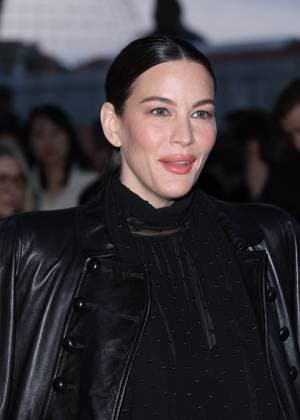 Liv Tyler arrives at the Chloe Collection Femme Prêt à Porter Printemps Eté 2026 fashion show as part of Paris Fashion Week PFW in Paris, France, on October 5, 2025 Denis Guignebourg Bestimage Arrivals at the Chloe fashion show as part of Spring Summer 2026 Paris Fashion Week in Paris, France, on October 5, 2025 Paris France  Copyright: xDenisxGuignebourgx xBestimagexDenisxGuignebourgx xBestimagex