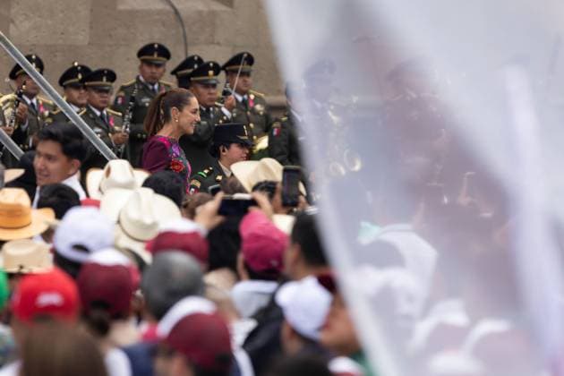 October 5, 2025, Mexico City, Mexico: President CLAUDIA SHEINBAUM PARDO gave her first annual governance report to the people of Mexico in the main square of Mexico City. The event was attended by prominent officials and members of Morena (the official party) and by thousands of supporters. Mexico City Mexico - ZUMAl178 20251005_znp_l178_067 Copyright: xCristianxLeyvax