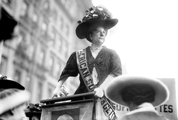 Suffrage Movement Suffragette Mrs. Sophia Loebinger speaking before City Hall, New York City, New York, USA, Bain News Service, October 1908 Copyright: xJTxVintagex