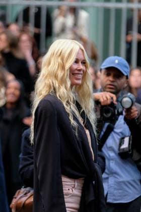 PFW - Chloe Outside Arrivals Claudia Schiffer arrives at the Chloe fashion show during the Womenswear Spring Summer 2026 as part of Paris Fashion Week on October 05, 2025 in Paris, France. Photo by Robin Psaila ABACAPRESS.COM Paris France  Copyright: xPsailaxRobin ABACAx
