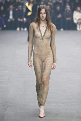 PFW Valentino Runway A model walks the runway during the Valentino Womenswear Spring Summer 2026 show as part of Paris Fashion Week in Paris, France on October 05, 2025. Photo by Aurore Marechal ABACAPRESS.COM Paris France  Copyright: xMarechalxAurore ABACAx