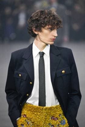 PFW Valentino Runway A model walks the runway during the Valentino Womenswear Spring Summer 2026 show as part of Paris Fashion Week in Paris, France on October 05, 2025. Photo by Aurore Marechal ABACAPRESS.COM Paris France  Copyright: xMarechalxAurore ABACAx