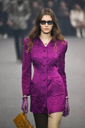 PFW Valentino Runway A model walks the runway during the Valentino Womenswear Spring Summer 2026 show as part of Paris Fashion Week in Paris, France on October 05, 2025. Photo by Aurore Marechal ABACAPRESS.COM Paris France  Copyright: xMarechalxAurore ABACAx