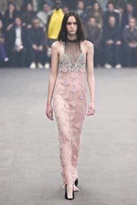 PFW Valentino Runway A model walks the runway during the Valentino Womenswear Spring Summer 2026 show as part of Paris Fashion Week in Paris, France on October 05, 2025. Photo by Aurore Marechal ABACAPRESS.COM Paris France  Copyright: xMarechalxAurore ABACAx