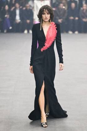 PFW Valentino Runway A model walks the runway during the Valentino Womenswear Spring Summer 2026 show as part of Paris Fashion Week in Paris, France on October 05, 2025. Photo by Aurore Marechal ABACAPRESS.COM Paris France  Copyright: xMarechalxAurore ABACAx