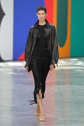 PFW - Akris Runway A model walks the runway during the Akris Womenswear Spring Summer 2026 show as part of Paris Fashion Week on October 05, 2025 in Paris, France. Photo by Alain-Gil Gonzalez ABACAPRESS.COM Paris France  Copyright: xGonzalezxAlain-Gil ABACAx